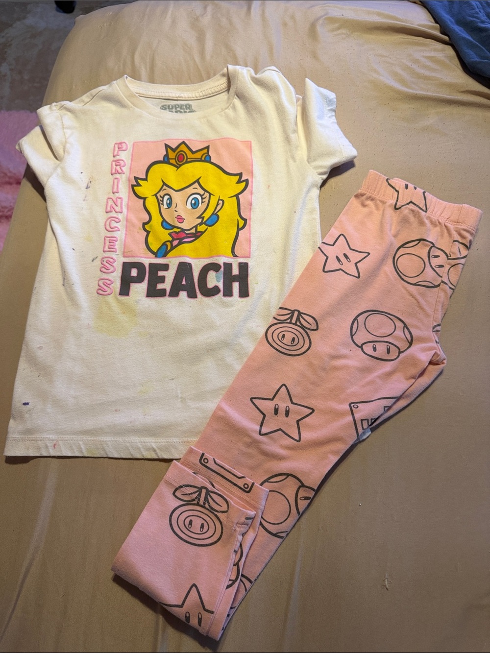 Princess Peach Graphic Pajama Set - White Top & Pink Star Print Pants